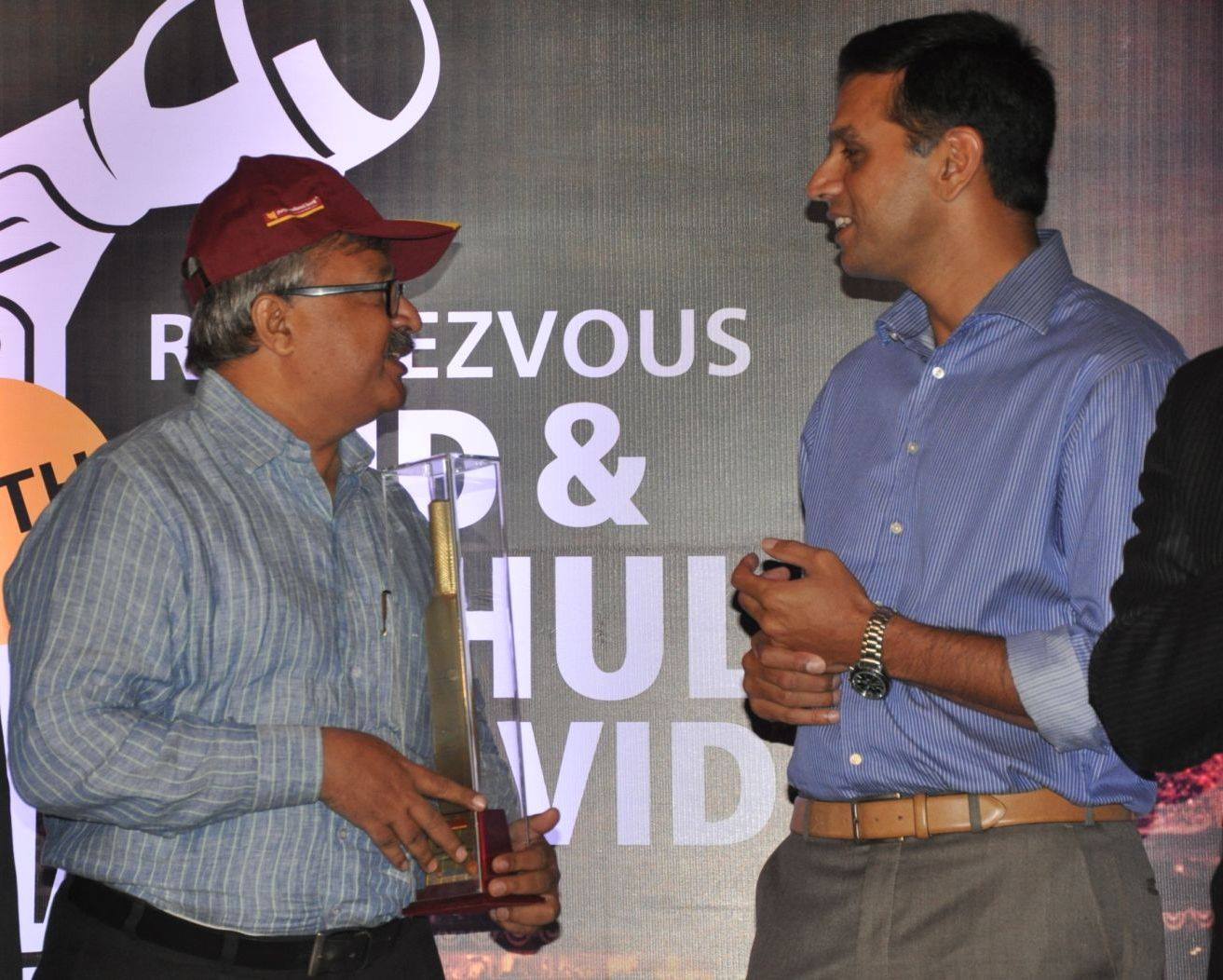 anil gulati with rahul dravid